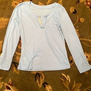 Women’s size medium 3/4 sleeve light blue knit shirt